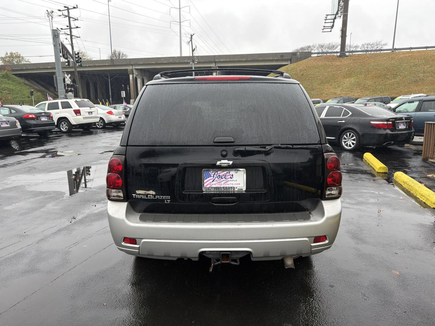 2006 Black Chevrolet TrailBlazer LS 2WD (1GNDS13S462) with an 4.2L L6 DOHC 24V engine, 4-Speed Automatic Overdrive transmission, located at 5700 Curlew Drive, Norfolk, VA, 23502, (757) 455-6330, 36.841885, -76.209412 - Photo#3