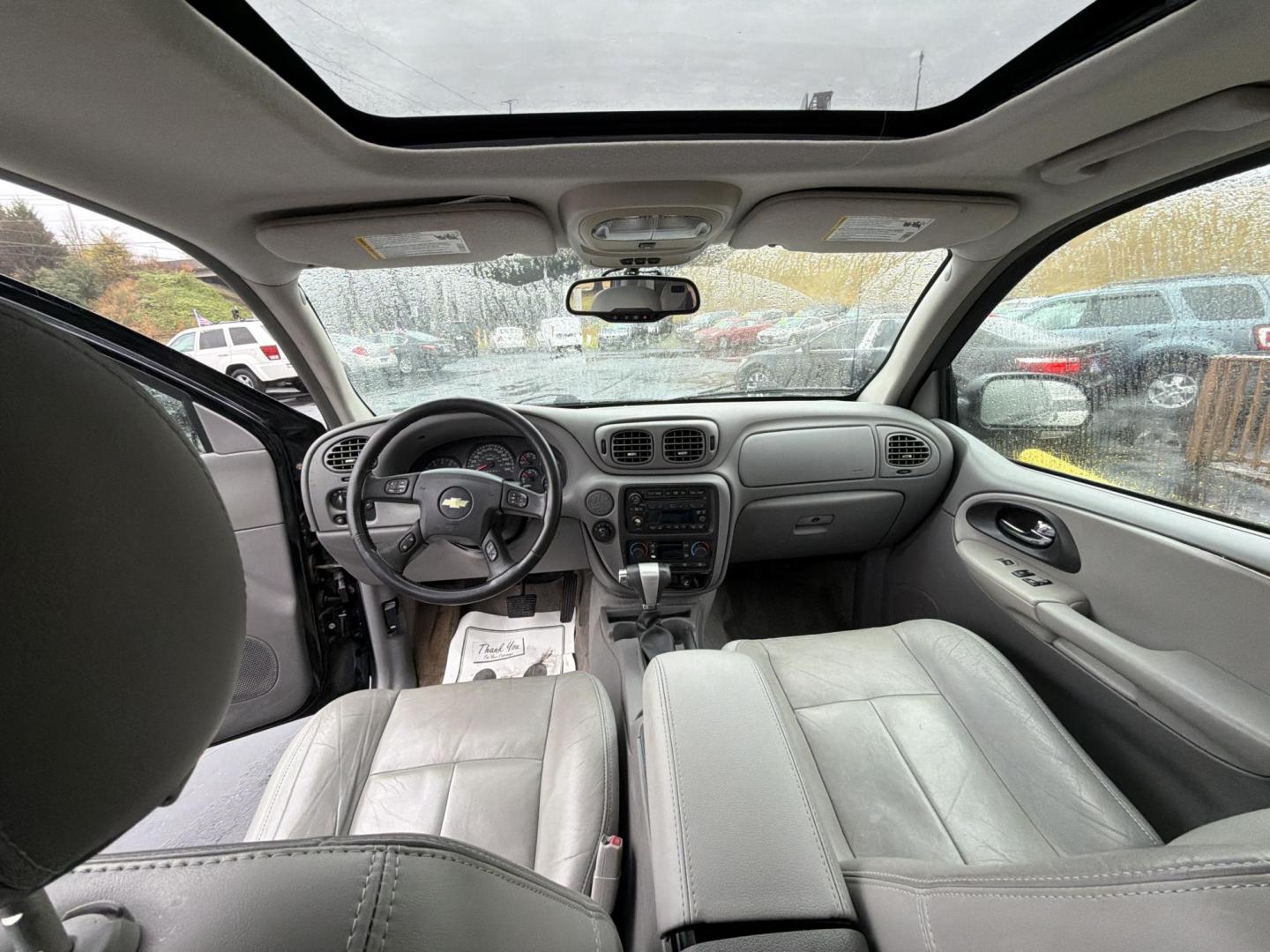 2006 Black Chevrolet TrailBlazer LS 2WD (1GNDS13S462) with an 4.2L L6 DOHC 24V engine, 4-Speed Automatic Overdrive transmission, located at 5700 Curlew Drive, Norfolk, VA, 23502, (757) 455-6330, 36.841885, -76.209412 - Photo#7
