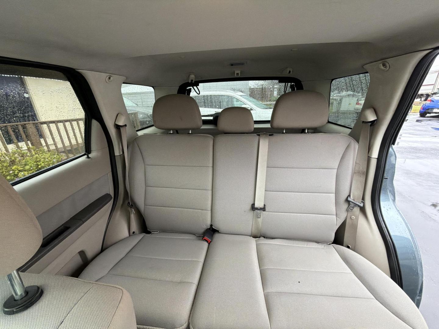 2011 Blue Ford Escape XLT 4WD (1FMCU9DG9BK) with an 3.0L V6 DOHC 24V engine, 6-Speed Automatic transmission, located at 5700 Curlew Drive, Norfolk, VA, 23502, (757) 455-6330, 36.841885, -76.209412 - Photo#10