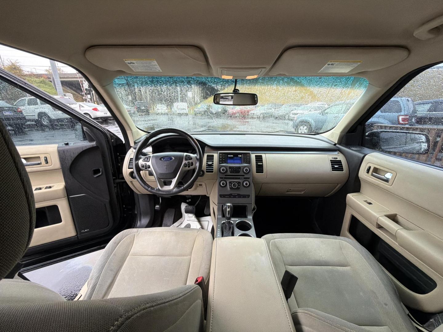 2014 Black Ford Flex SE FWD (2FMGK5B82EB) with an 3.5L V6 DOHC 24V engine, 6-Speed Automatic Overdrive transmission, located at 5700 Curlew Drive, Norfolk, VA, 23502, (757) 455-6330, 36.841885, -76.209412 - Photo#7