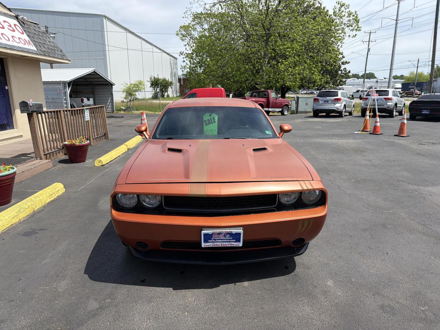 2012 Orange /black Dodge Challenger SXT (2C3CDYAG3CH) with an 3.6L V6 DOHC 24V engine, 4-Speed Automatic transmission, located at 5700 Curlew Drive, Norfolk, VA, 23502, (757) 455-6330, 36.841885, -76.209412 - Photo#4