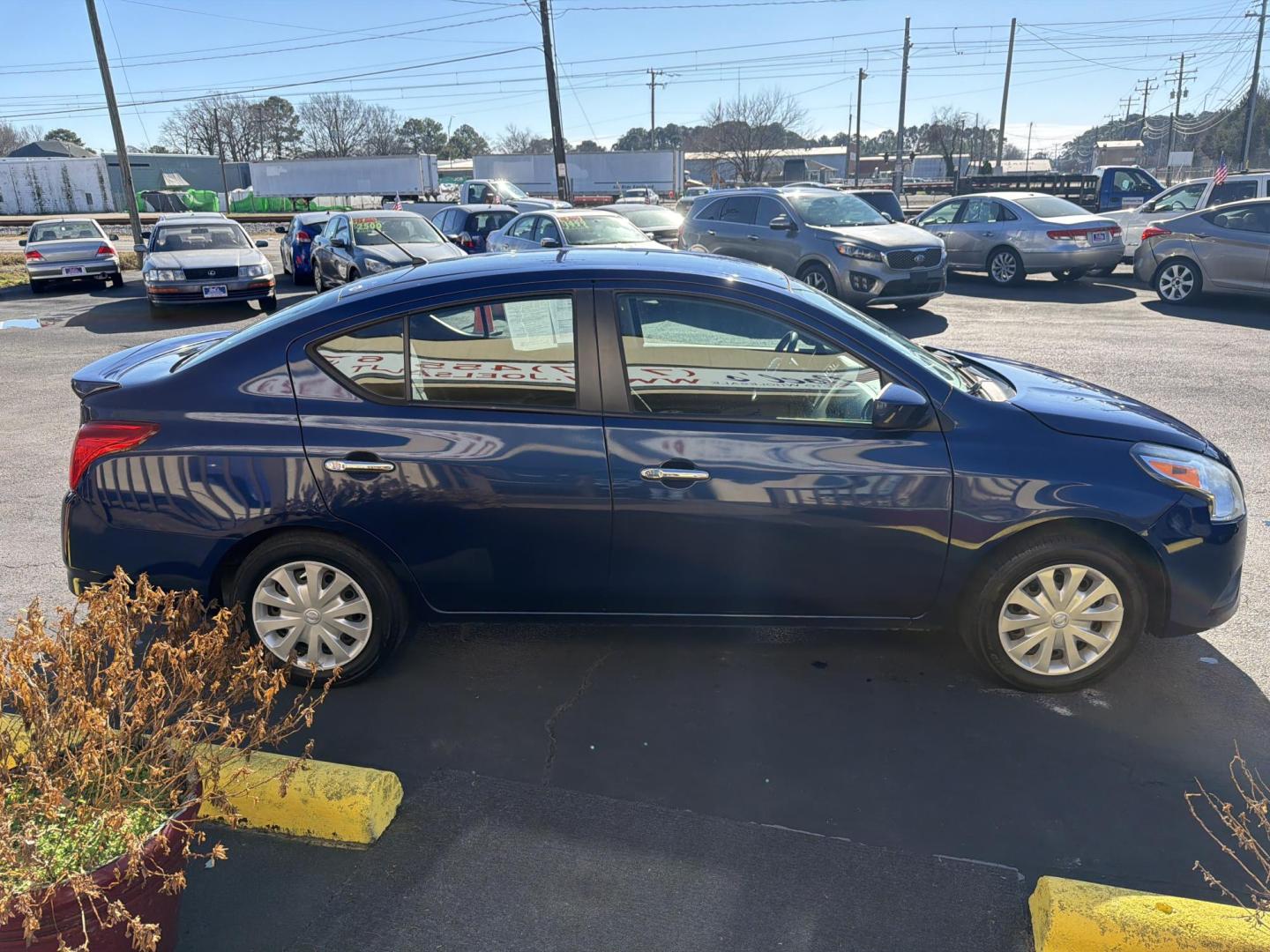 2019 Blue Nissan Versa 1.6 SV Sedan (3N1CN7AP2KL) with an 1.6L L4 DOHC 16V engine, CVT transmission, located at 5700 Curlew Drive, Norfolk, VA, 23502, (757) 455-6330, 36.841885, -76.209412 - Photo#3