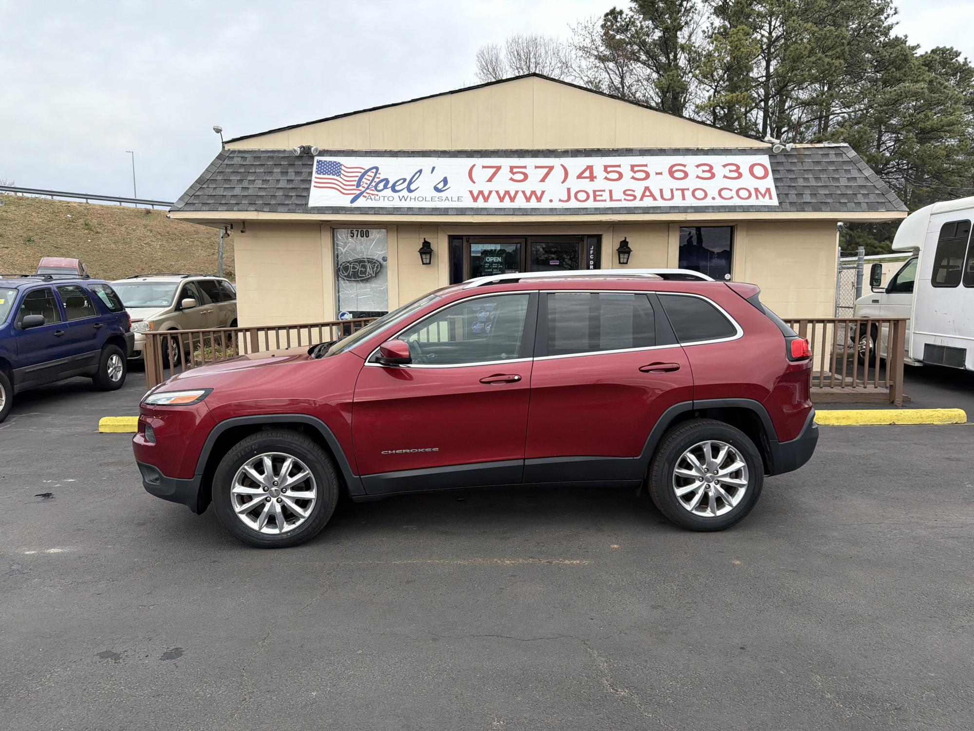 photo of 2016 Jeep Cherokee Limited 4WD