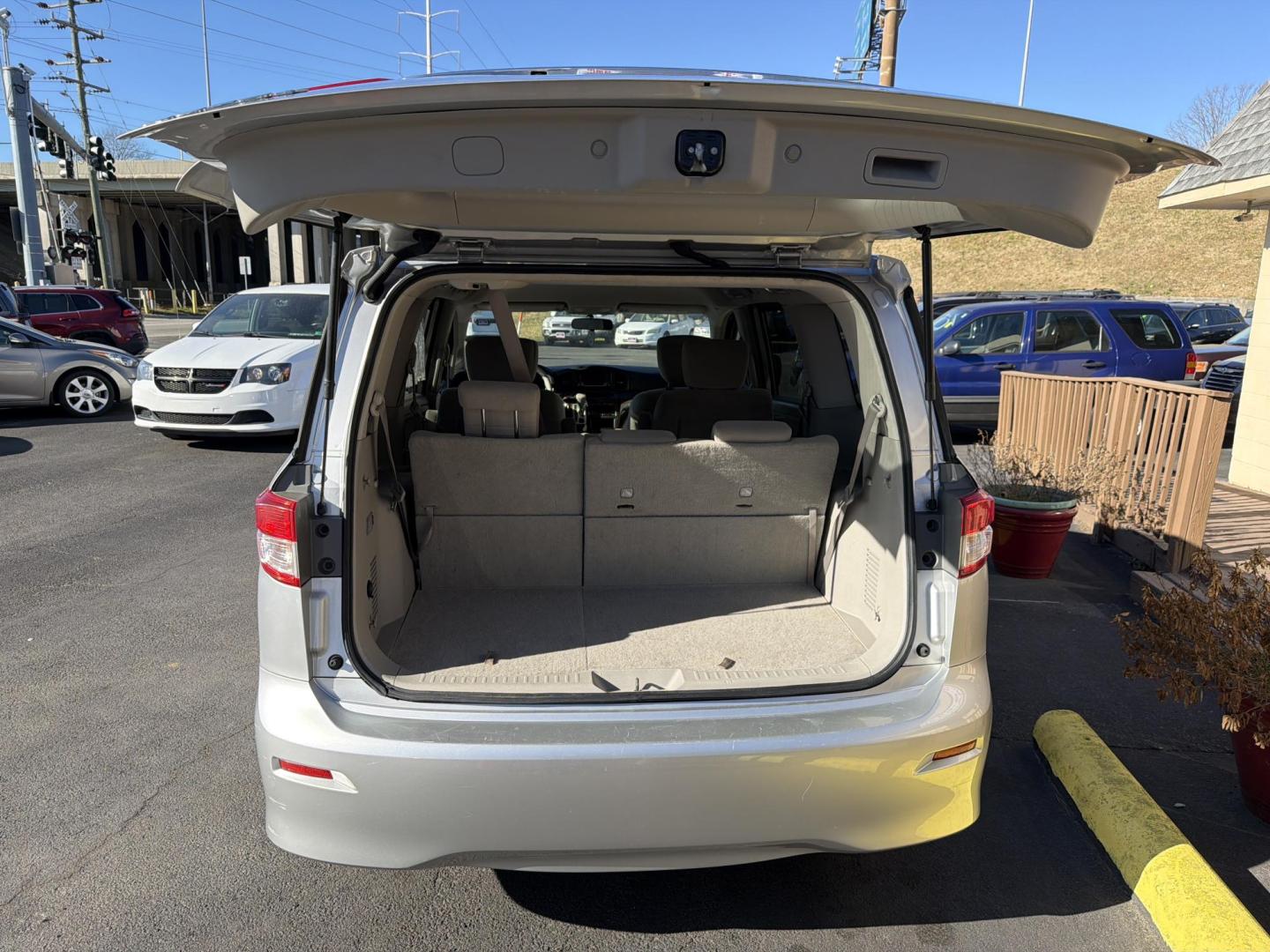 2015 Silver Nissan Quest S (JN8AE2KP3F9) with an 3.5L V6 DOHC 24V engine, Continuously Variable Transmission transmission, located at 5700 Curlew Drive, Norfolk, VA, 23502, (757) 455-6330, 36.841885, -76.209412 - Photo#10
