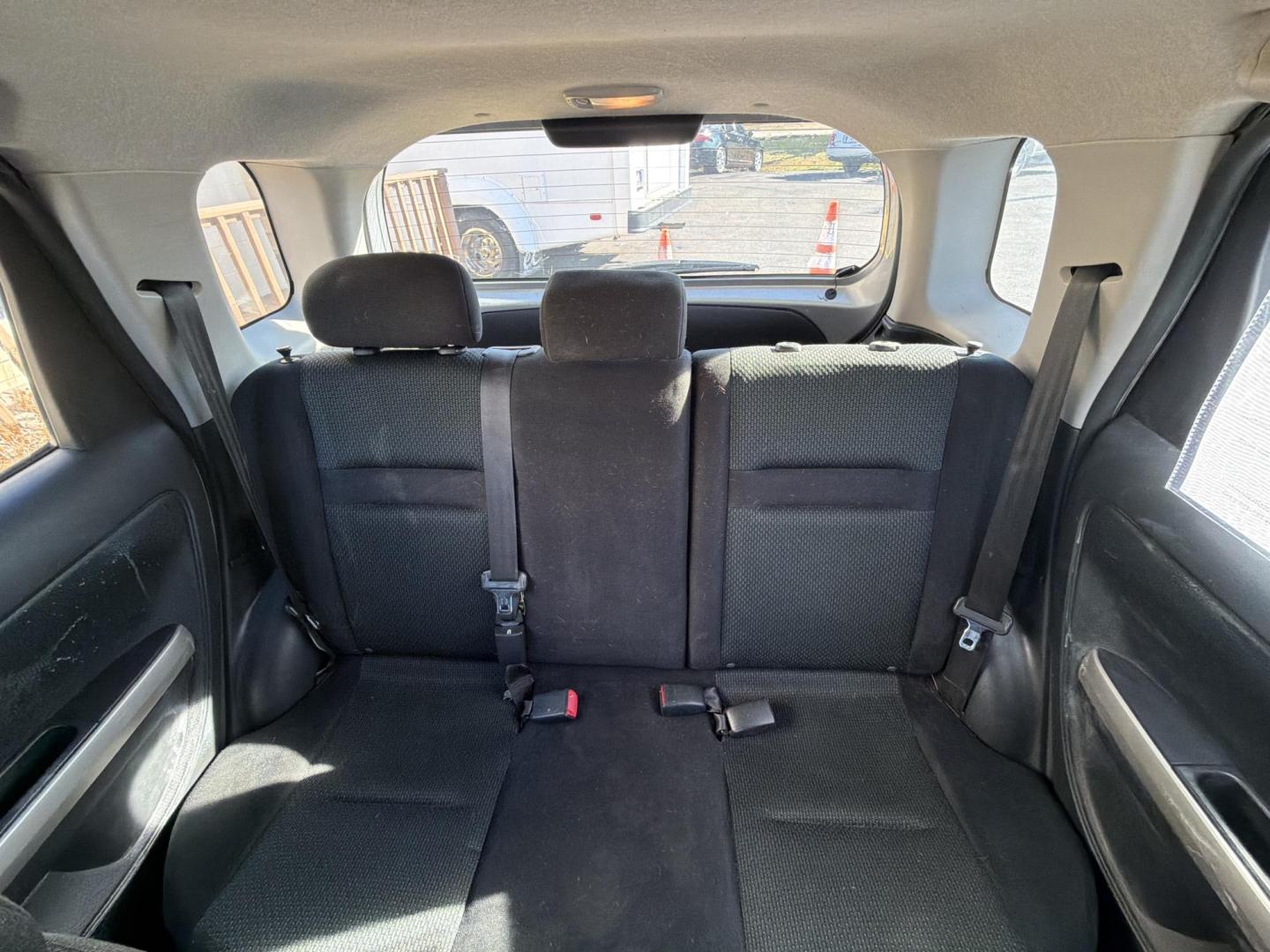 2006 Silver Scion xA Hatchback (JTKKT624065) with an 1.5L L4 DOHC 16V engine, 4-Speed Automatic Overdrive transmission, located at 5700 Curlew Drive, Norfolk, VA, 23502, (757) 455-6330, 36.841885, -76.209412 - Photo#9