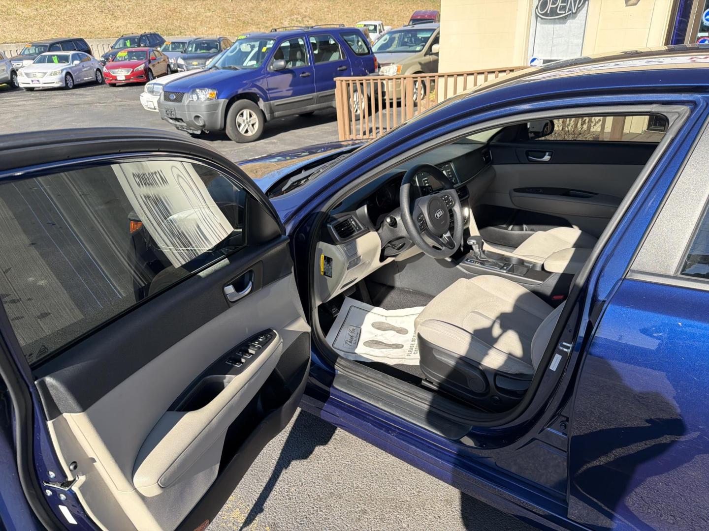 2016 Blue Kia Optima LX (5XXGT4L3XGG) with an 2.4L L4 DOHC 16V engine, 6A transmission, located at 5700 Curlew Drive, Norfolk, VA, 23502, (757) 455-6330, 36.841885, -76.209412 - Photo#5