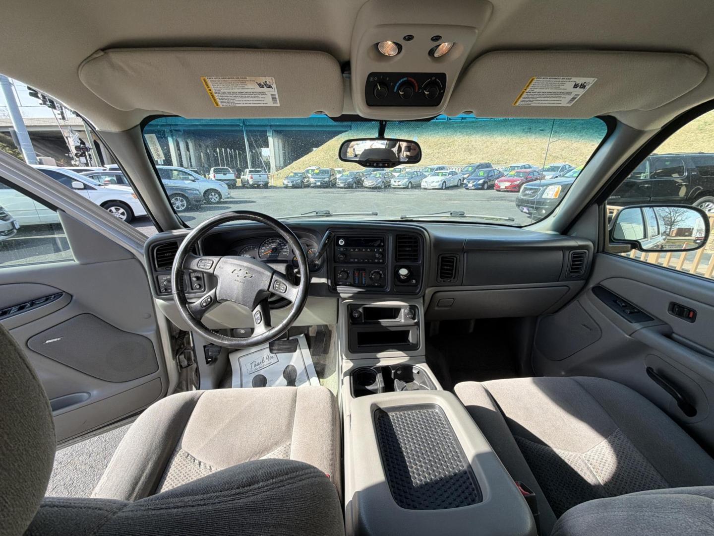 2006 Gold Chevrolet Suburban 1500 2WD (1GNEC16Z76J) with an 5.3L V8 OHV 16V FFV engine, 4-Speed Automatic Overdrive transmission, located at 5700 Curlew Drive, Norfolk, VA, 23502, (757) 455-6330, 36.841885, -76.209412 - Photo#6