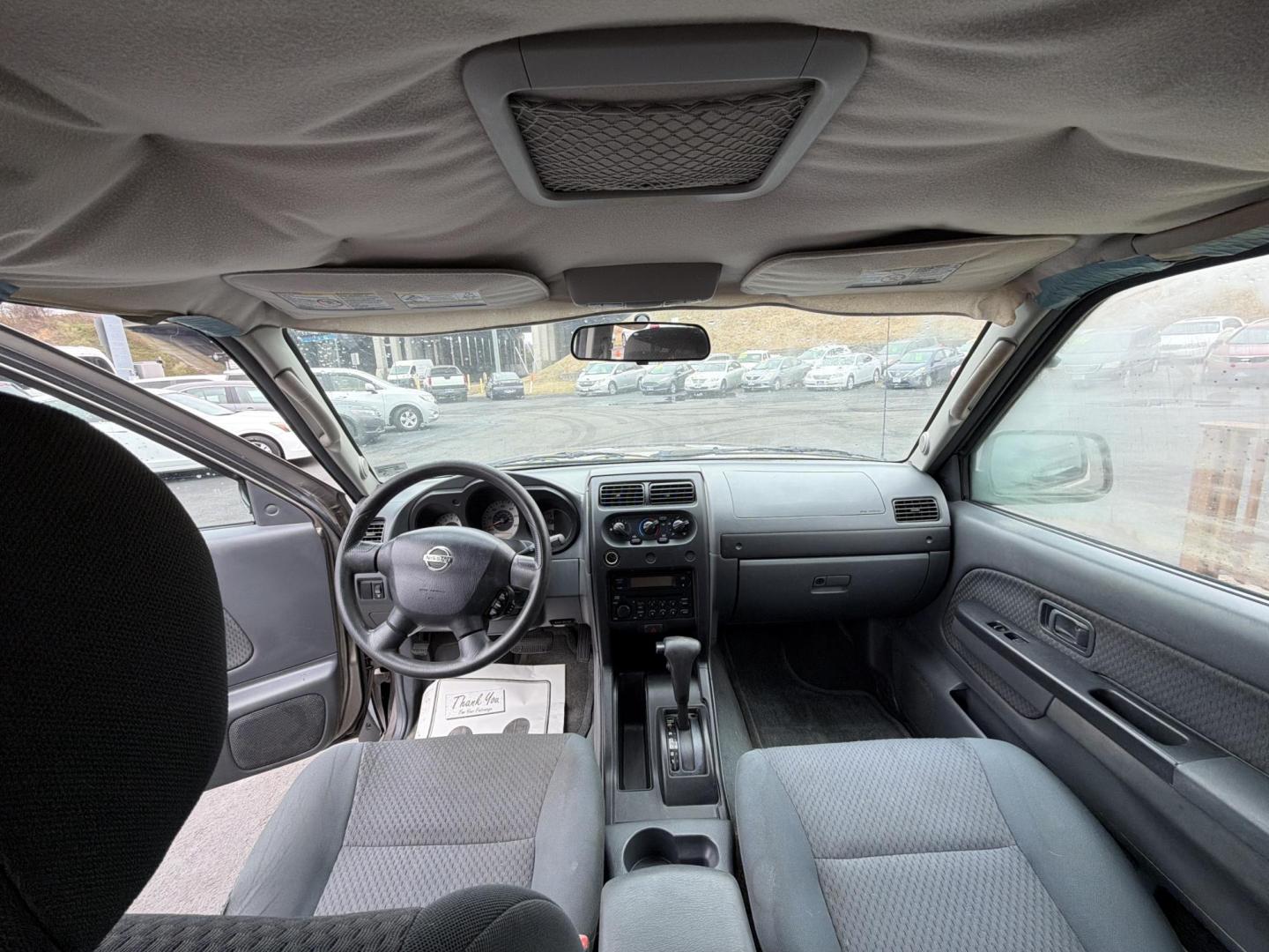 2004 Gray Nissan Xterra SE 2WD (5N1ED28T44C) with an 3.3L V6 SOHC 12V engine, 4-Speed Automatic Overdrive transmission, located at 5700 Curlew Drive, Norfolk, VA, 23502, (757) 455-6330, 36.841885, -76.209412 - Photo#7