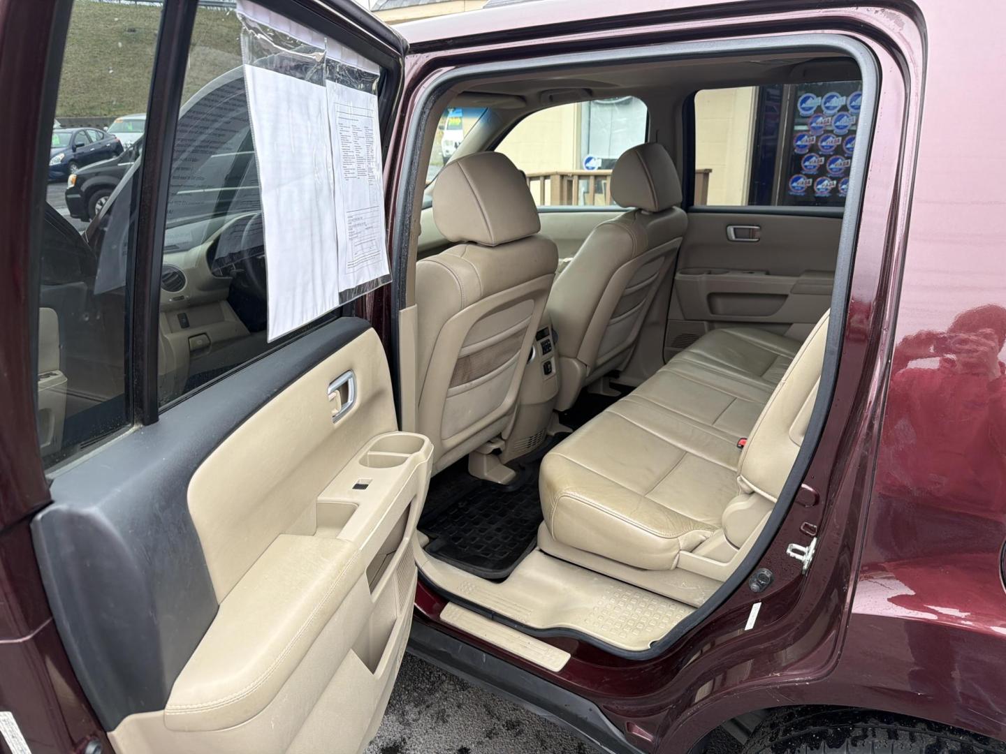 2011 Burgandy Honda Pilot EX-L 4WD 5-Spd AT (5FNYF4H54BB) with an 3.5L V6 SOHC 24V engine, 5-Speed Automatic transmission, located at 5700 Curlew Drive, Norfolk, VA, 23502, (757) 455-6330, 36.841885, -76.209412 - Photo#7