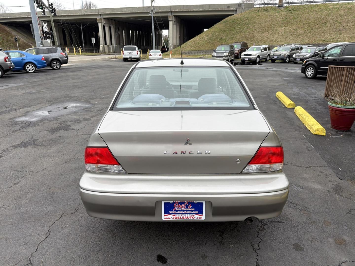 2002 Silver /Gray Mitsubishi Lancer ES (JA3AJ26E72U) with an 2.0L L4 DOHC 16V engine, located at 5700 Curlew Drive, Norfolk, VA, 23502, (757) 455-6330, 36.841885, -76.209412 - Photo#2