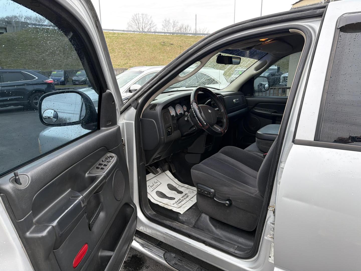 2005 Silver Dodge Ram 1500 Laramie Quad Cab Long Bed 2WD (1D7HA18DX5S) with an 5.7L V8 OHV 16V engine, 5-Speed Automatic Overdrive transmission, located at 5700 Curlew Drive, Norfolk, VA, 23502, (757) 455-6330, 36.841885, -76.209412 - Photo#5