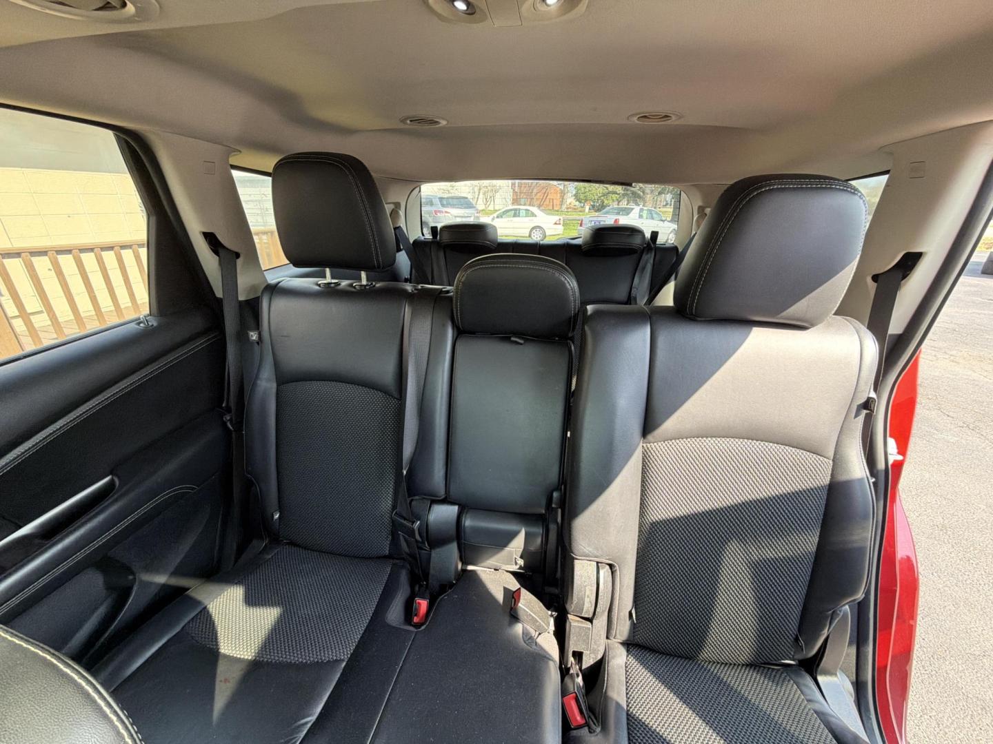 2020 red Dodge Journey Crossroad (3C4PDCGBXLT) with an 2.4L L4 DOHC 16V engine, 4A transmission, located at 5700 Curlew Drive, Norfolk, VA, 23502, (757) 455-6330, 36.841885, -76.209412 - Photo#7