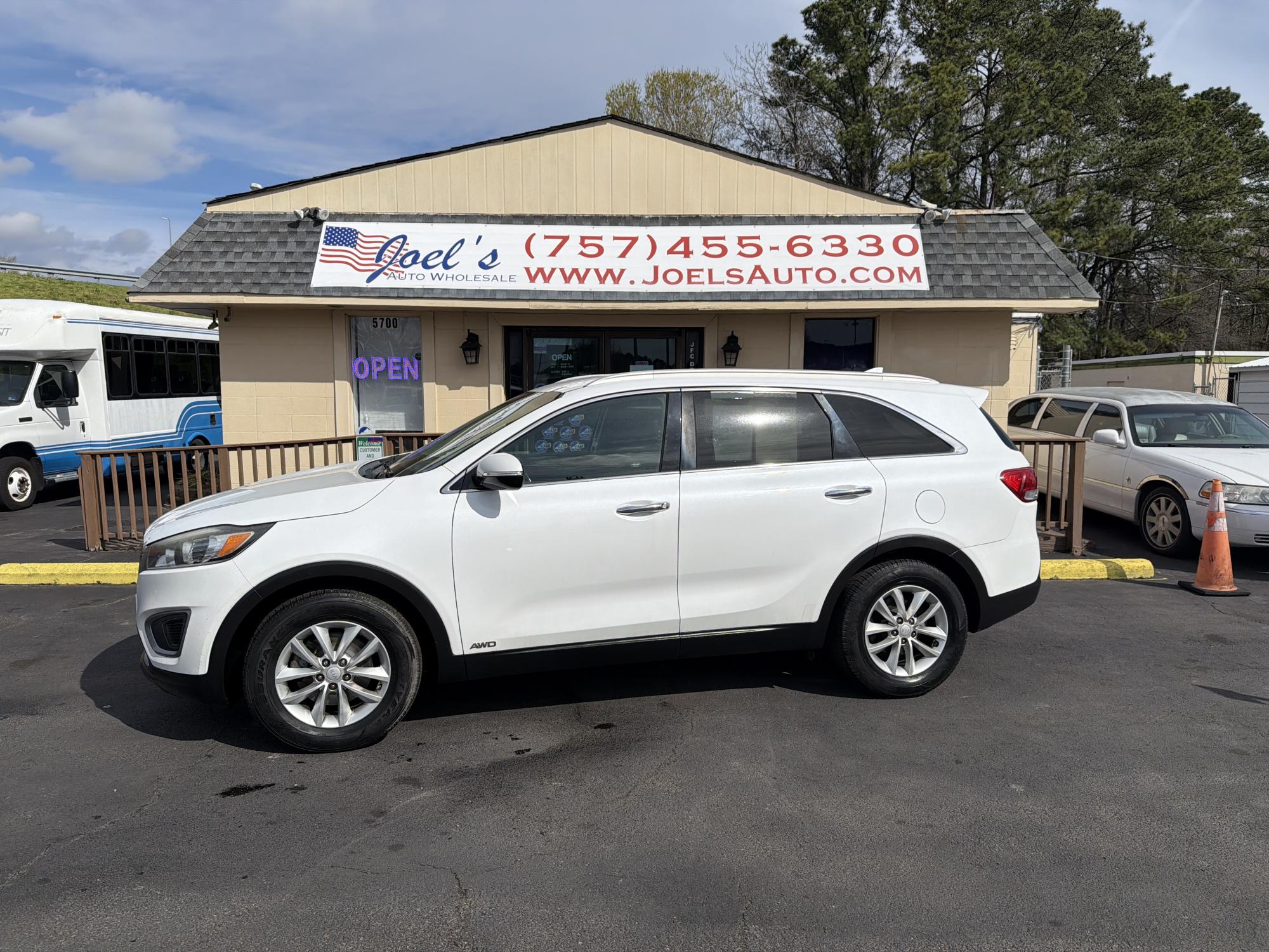 photo of 2016 Kia Sorento LX AWD