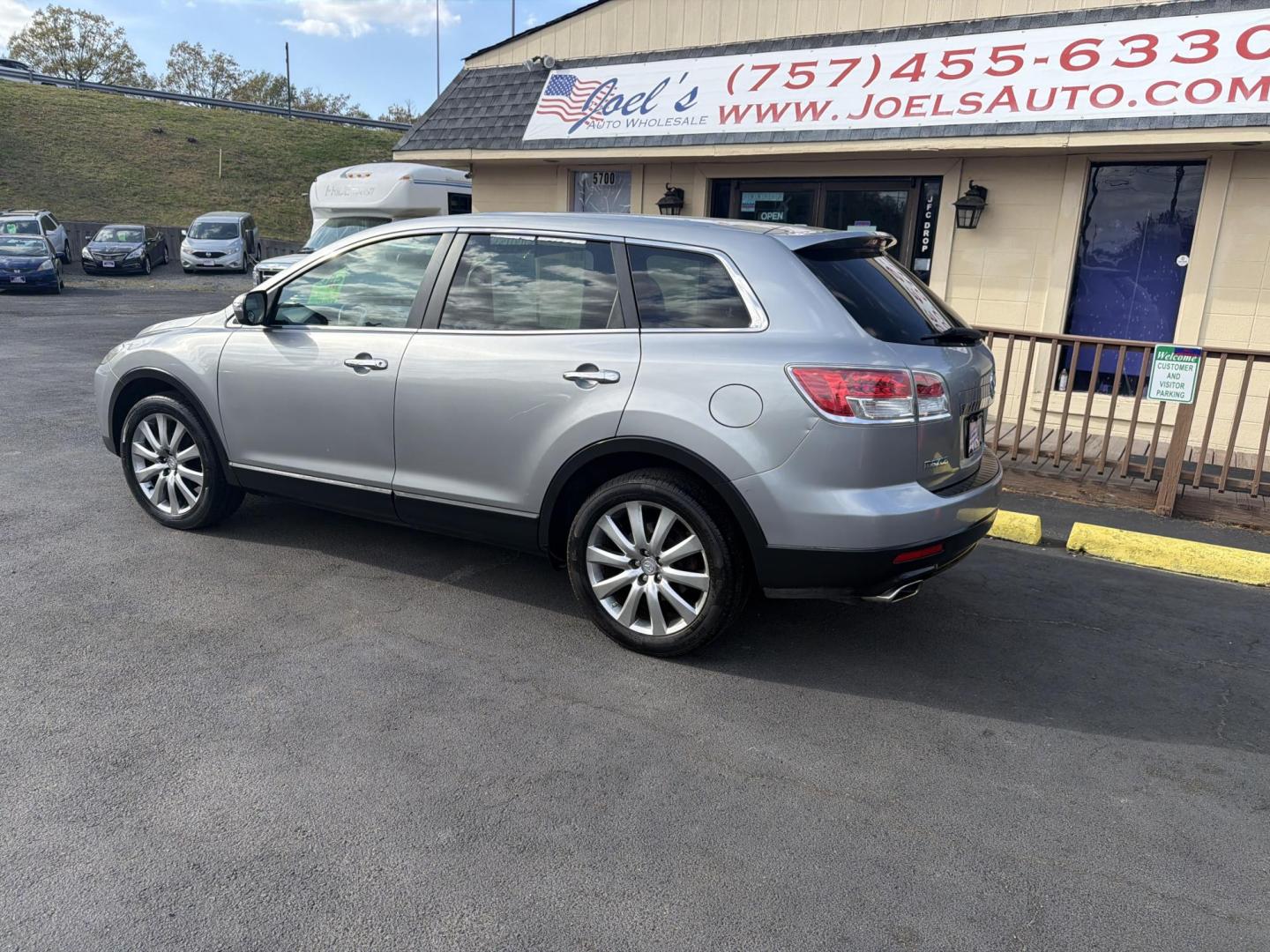 2009 Silver Mazda CX-9 Grand Touring AWD (JM3TB38A890) with an 3.7L V6 DOHC 24V engine, 6-Speed Automatic transmission, located at 5700 Curlew Drive, Norfolk, VA, 23502, (757) 455-6330, 36.841885, -76.209412 - Photo#1