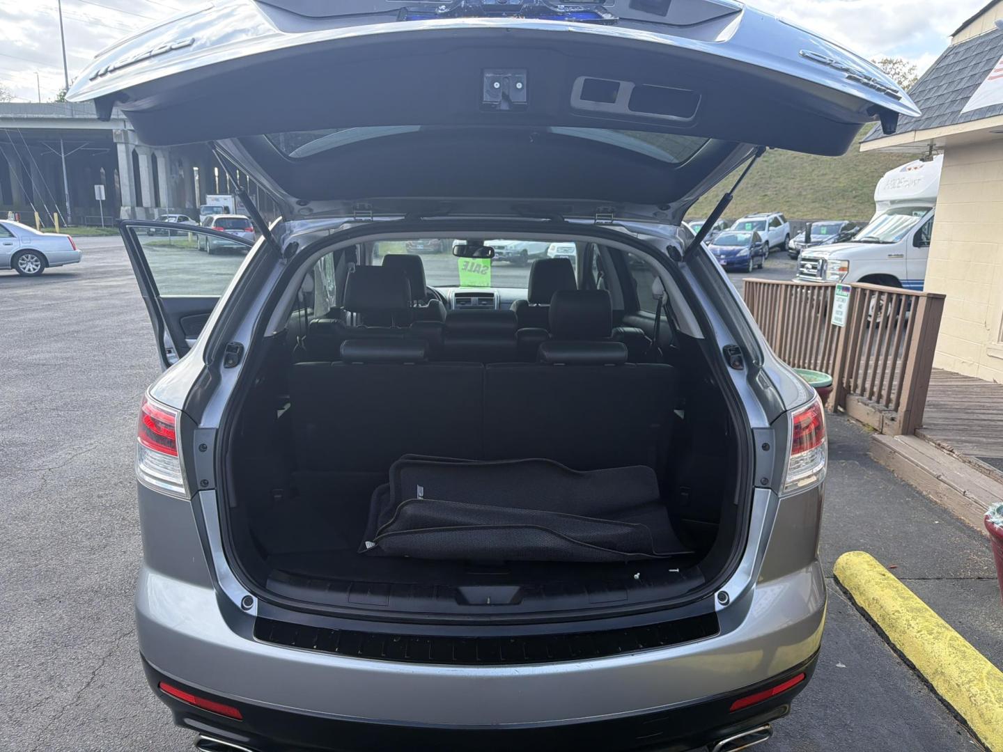 2009 Silver Mazda CX-9 Grand Touring AWD (JM3TB38A890) with an 3.7L V6 DOHC 24V engine, 6-Speed Automatic transmission, located at 5700 Curlew Drive, Norfolk, VA, 23502, (757) 455-6330, 36.841885, -76.209412 - Photo#10