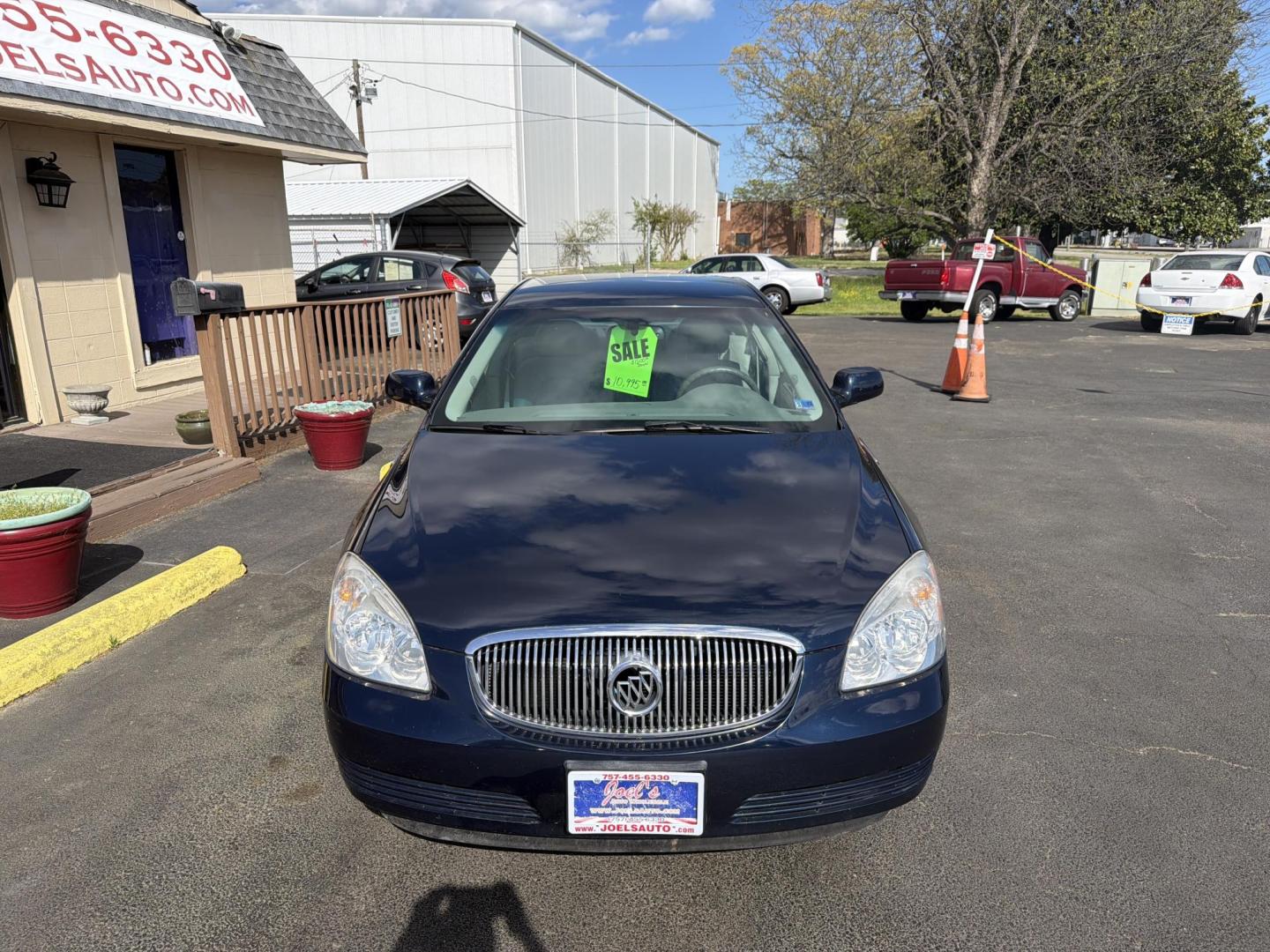 2008 Blue /Tan Buick Lucerne CXL (1G4HD57208U) with an 3.8L V6 OHV 12V engine, 4-Speed Automatic Overdrive transmission, located at 5700 Curlew Drive, Norfolk, VA, 23502, (757) 455-6330, 36.841885, -76.209412 - Photo#4