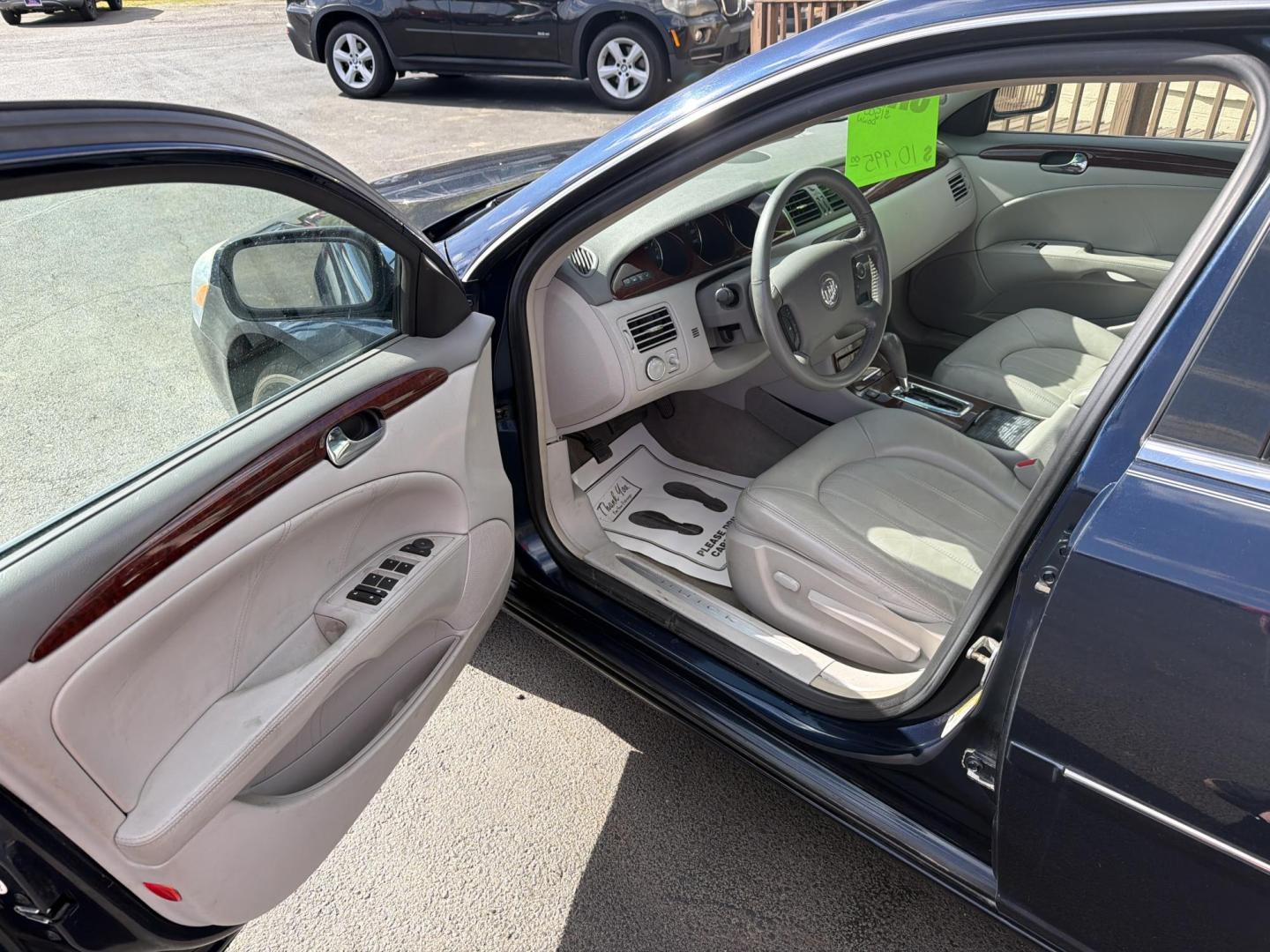 2008 Blue /Tan Buick Lucerne CXL (1G4HD57208U) with an 3.8L V6 OHV 12V engine, 4-Speed Automatic Overdrive transmission, located at 5700 Curlew Drive, Norfolk, VA, 23502, (757) 455-6330, 36.841885, -76.209412 - Photo#5