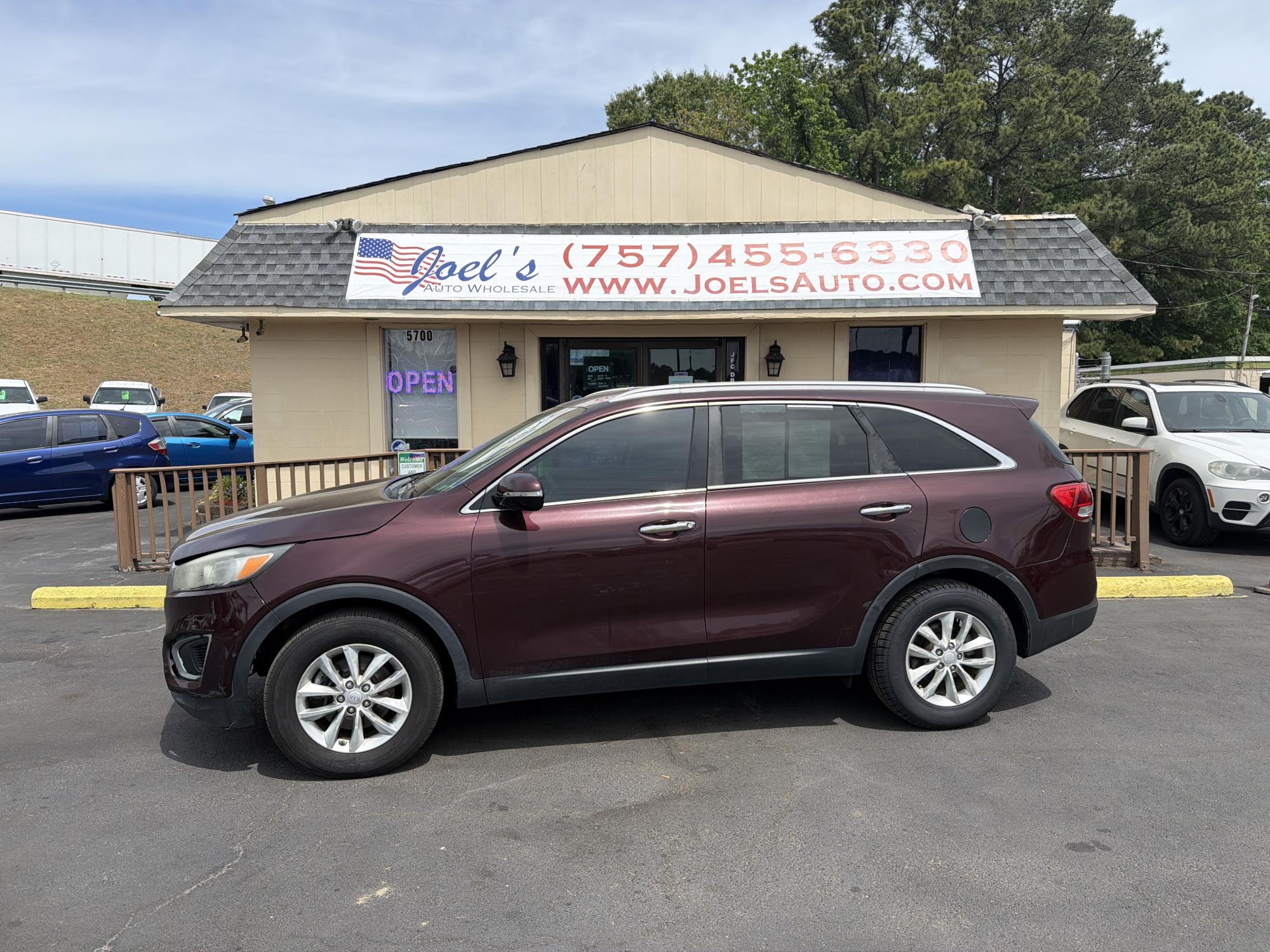 photo of 2016 Kia Sorento LX 2WD