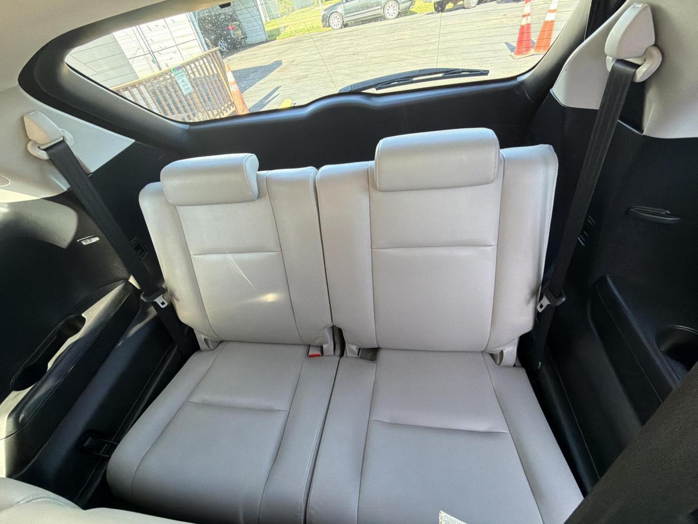 2011 red Mazda CX-9 Touring AWD (JM3TB3CV4B0) with an 3.7L V6 DOHC 24V engine, 6-Speed Automatic transmission, located at 5700 Curlew Drive, Norfolk, VA, 23502, (757) 455-6330, 36.841885, -76.209412 - Photo#9