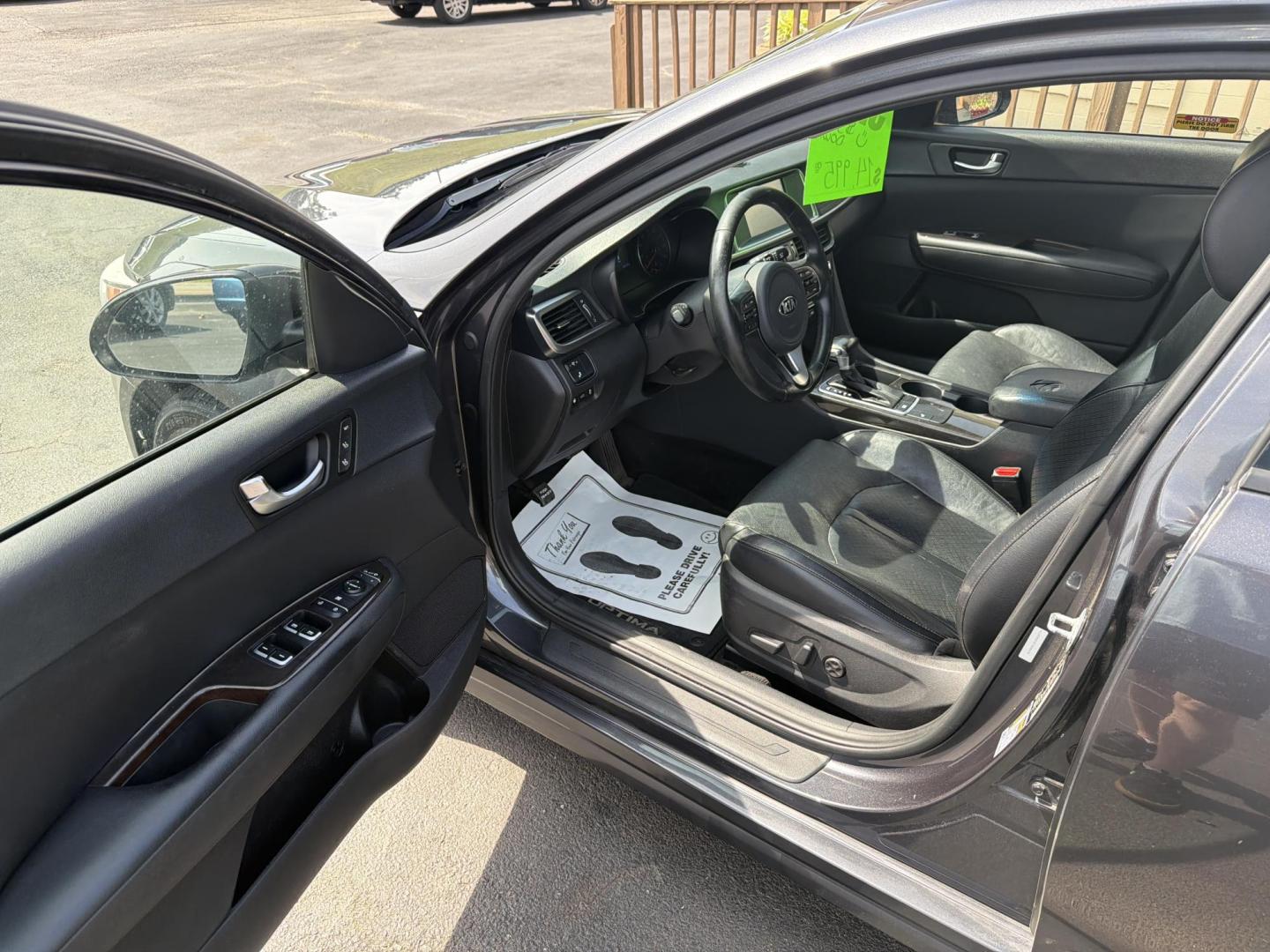 2018 Gray Kia Optima EX (5XXGU4L3XJG) with an 2.4L L4 DOHC 16V engine, 6A transmission, located at 5700 Curlew Drive, Norfolk, VA, 23502, (757) 455-6330, 36.841885, -76.209412 - Photo#5
