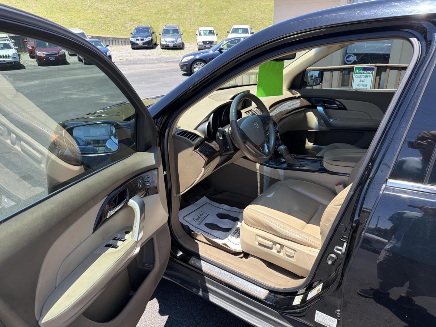 2011 Black Acura MDX 6-Spd AT w/Tech Package (2HNYD2H67BH) with an 3.5L V6 SOHC 24V engine, 6-Speed Automatic transmission, located at 5700 Curlew Drive, Norfolk, VA, 23502, (757) 455-6330, 36.841885, -76.209412 - Photo#5