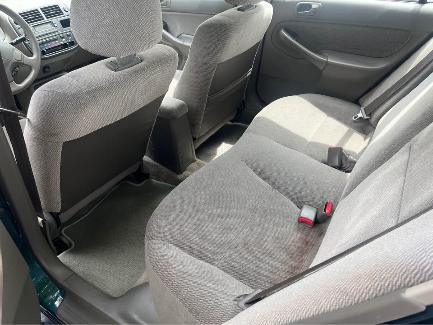 1998 Green /Tan Honda Civic LX sedan (2HGEJ6670WH) with an 1.6L L4 SOHC 16V engine, 4-Speed Automatic Overdrive transmission, located at 5700 Curlew Drive, Norfolk, VA, 23502, (757) 455-6330, 36.841885, -76.209412 - CASH DEAL NO IN HOUSE FINANCING -1998 Honda Civic Sedan -98k miles -Automatic transmission -Great condition with the exception of some missing clear coat -Ready for a new owner! -Virginia dealer $250 PROCESSING FEE INCLUDED IN PRICE - Photo#13