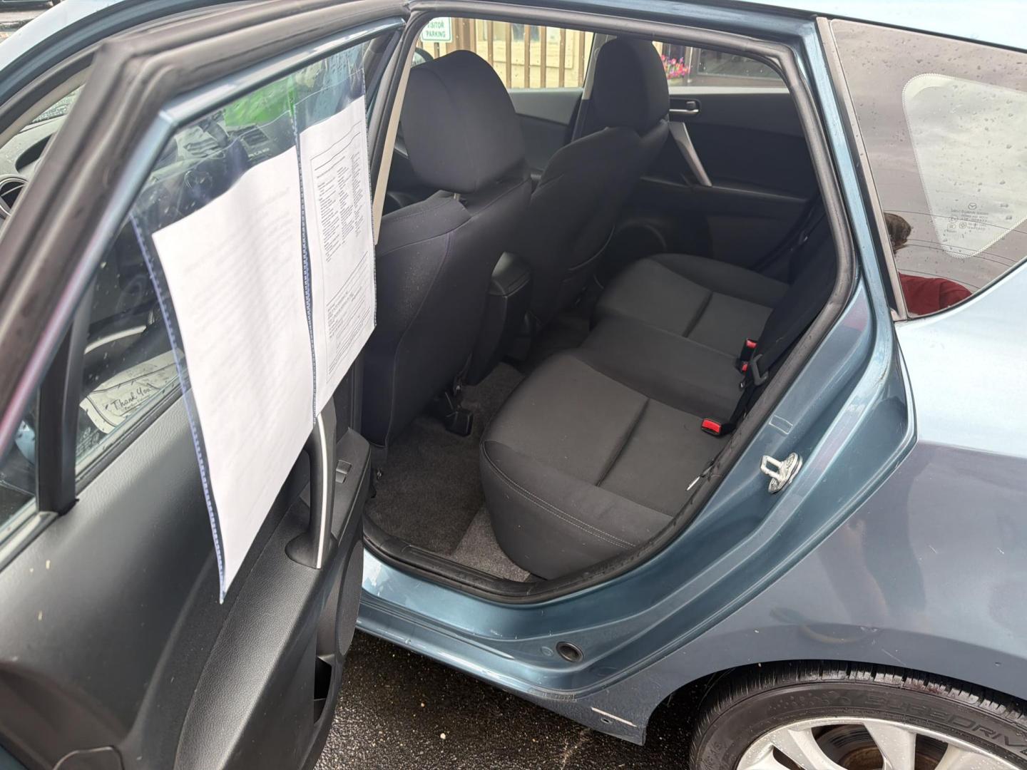 2010 Blue Mazda MAZDA3 s Grand Touring (JM1BL1H56A1) with an 2.5L L4 DOHC 16V engine, 5-Speed Automatic transmission, located at 5700 Curlew Drive, Norfolk, VA, 23502, (757) 455-6330, 36.841885, -76.209412 - Photo#7