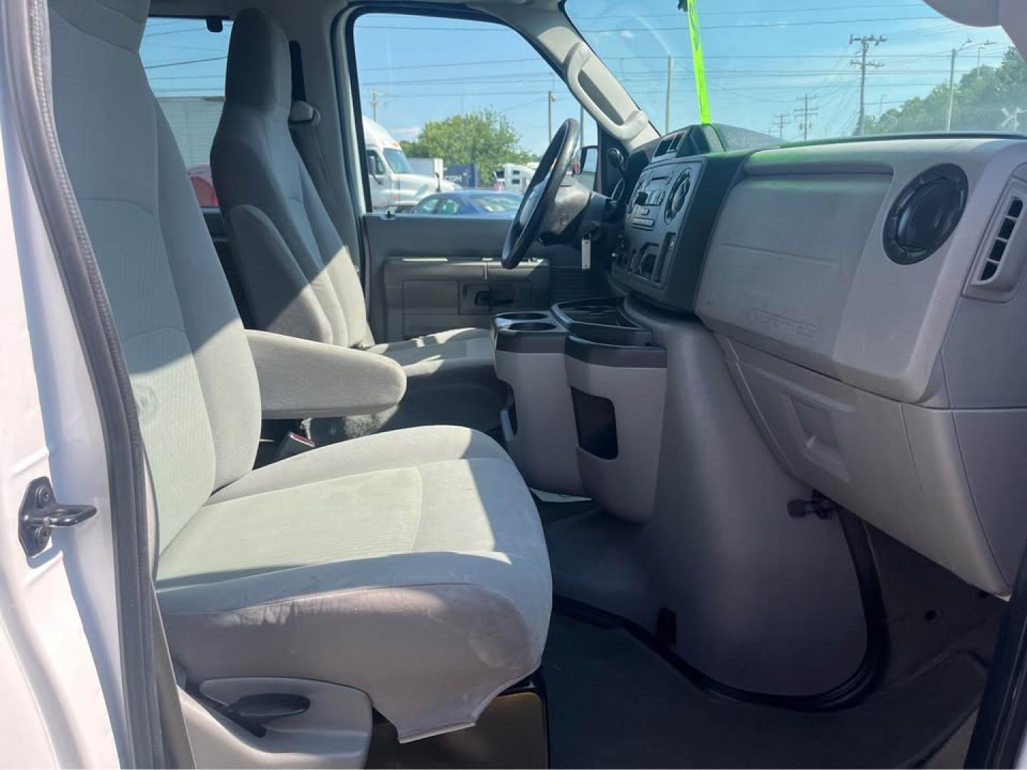 2012 WHITE /Gray Ford E-Series Wagon E-350 XL Super Duty (1FBNE3BL7CD) with an 5.4L V8 SOHC 16V FFV engine, located at 5700 Curlew Drive, Norfolk, VA, 23502, (757) 455-6330, 36.841885, -76.209412 - CASH DEAL NO IN HOUSE FINANCING -2012 Ford E350 Passenger Van -12 Passengers! -New state inspection -Fresh oil change! -Ready for a new home -Virginia dealer $250 processing fee INCLUDED IN PRICE- Photo#11