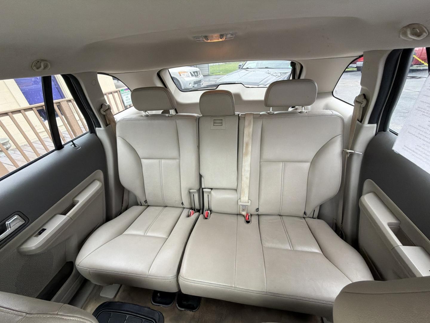 2010 Silver Ford Edge SEL FWD (2FMDK3JC4AB) with an 3.5L V6 DOHC 24V engine, 6A transmission, located at 5700 Curlew Drive, Norfolk, VA, 23502, (757) 455-6330, 36.841885, -76.209412- Photo#8