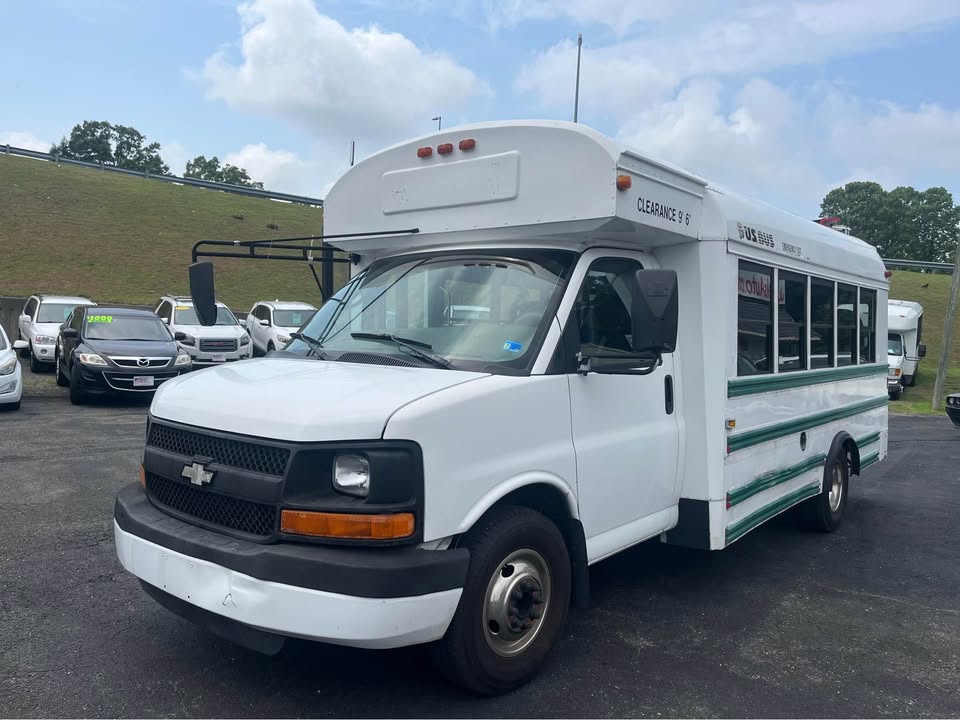 photo of 2004 Chevrolet Express G3500