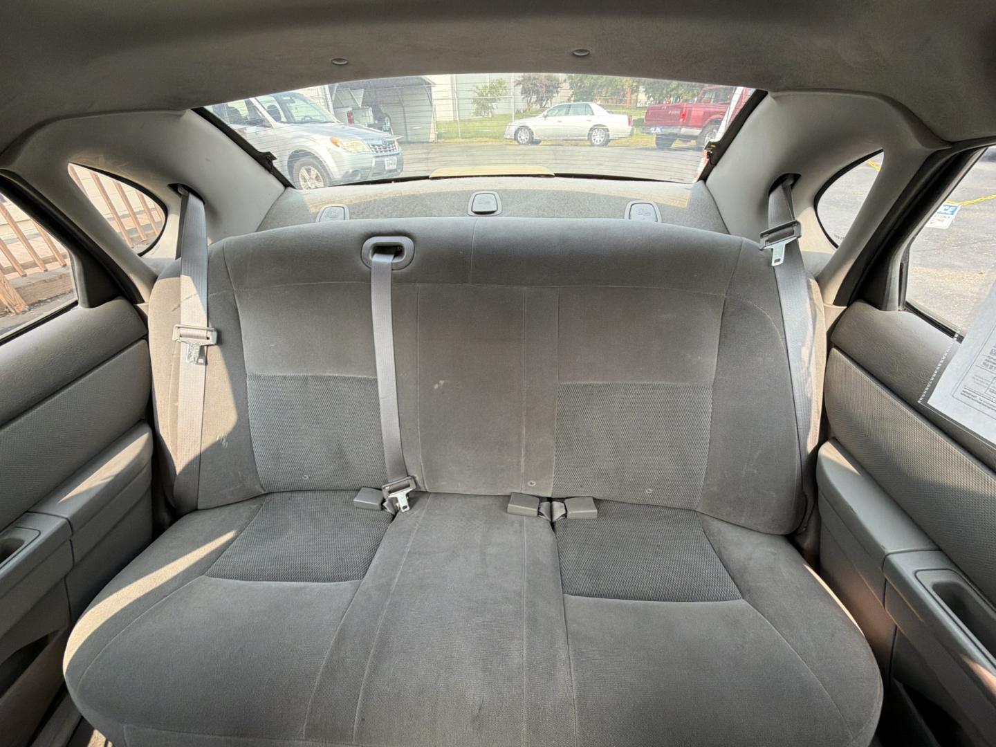 2007 Ford Taurus SE (1FAFP53UX7A) with an 3.0L V6 OHV 12V engine, located at 5700 Curlew Drive, Norfolk, VA, 23502, (757) 455-6330, 36.841885, -76.209412- Photo#8