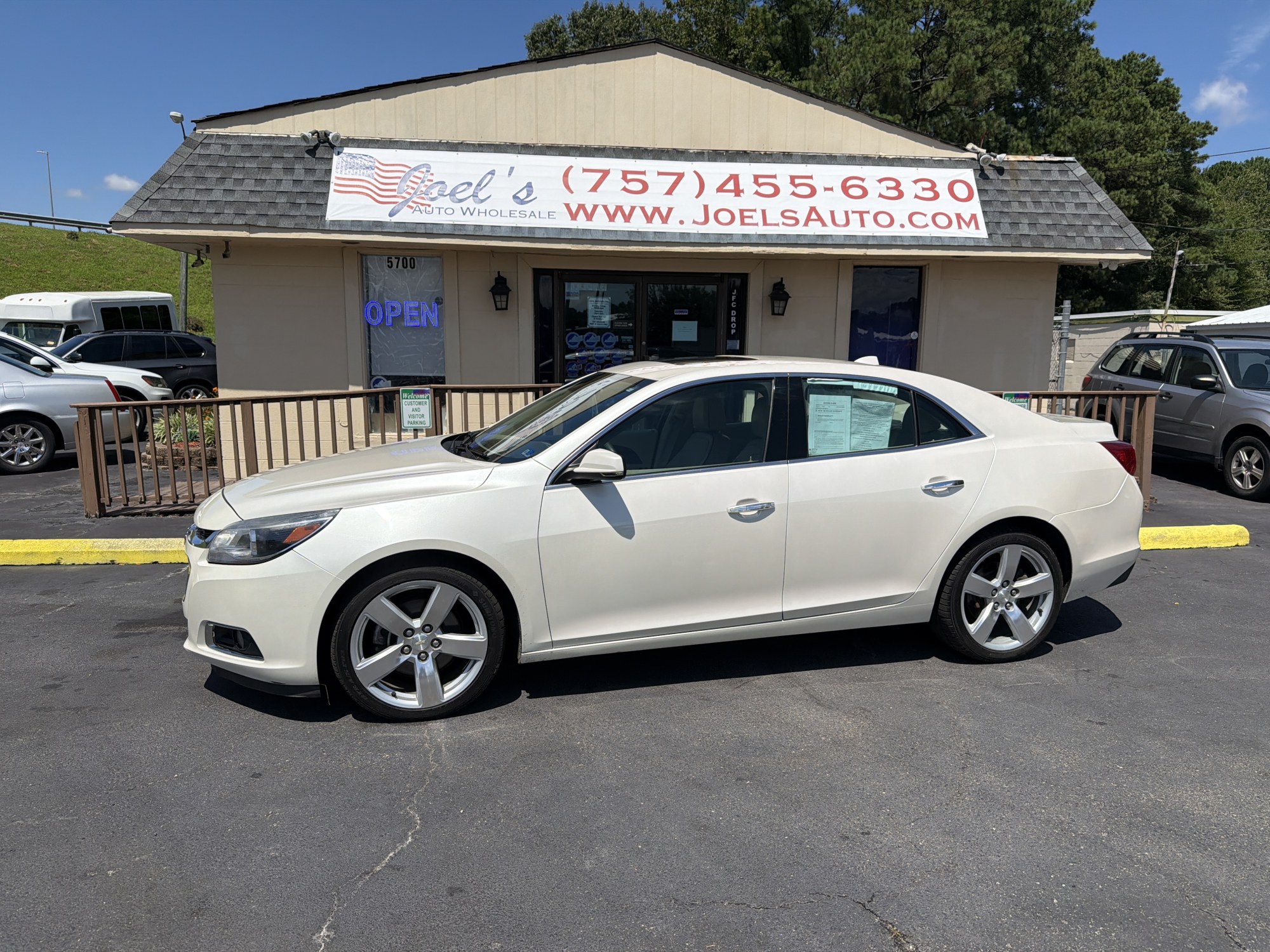 photo of 2014 Chevrolet Malibu 2LZ