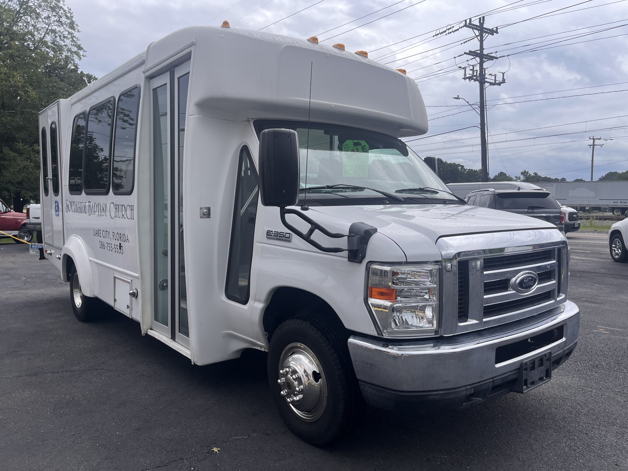 photo of 2012 Ford Econoline E350