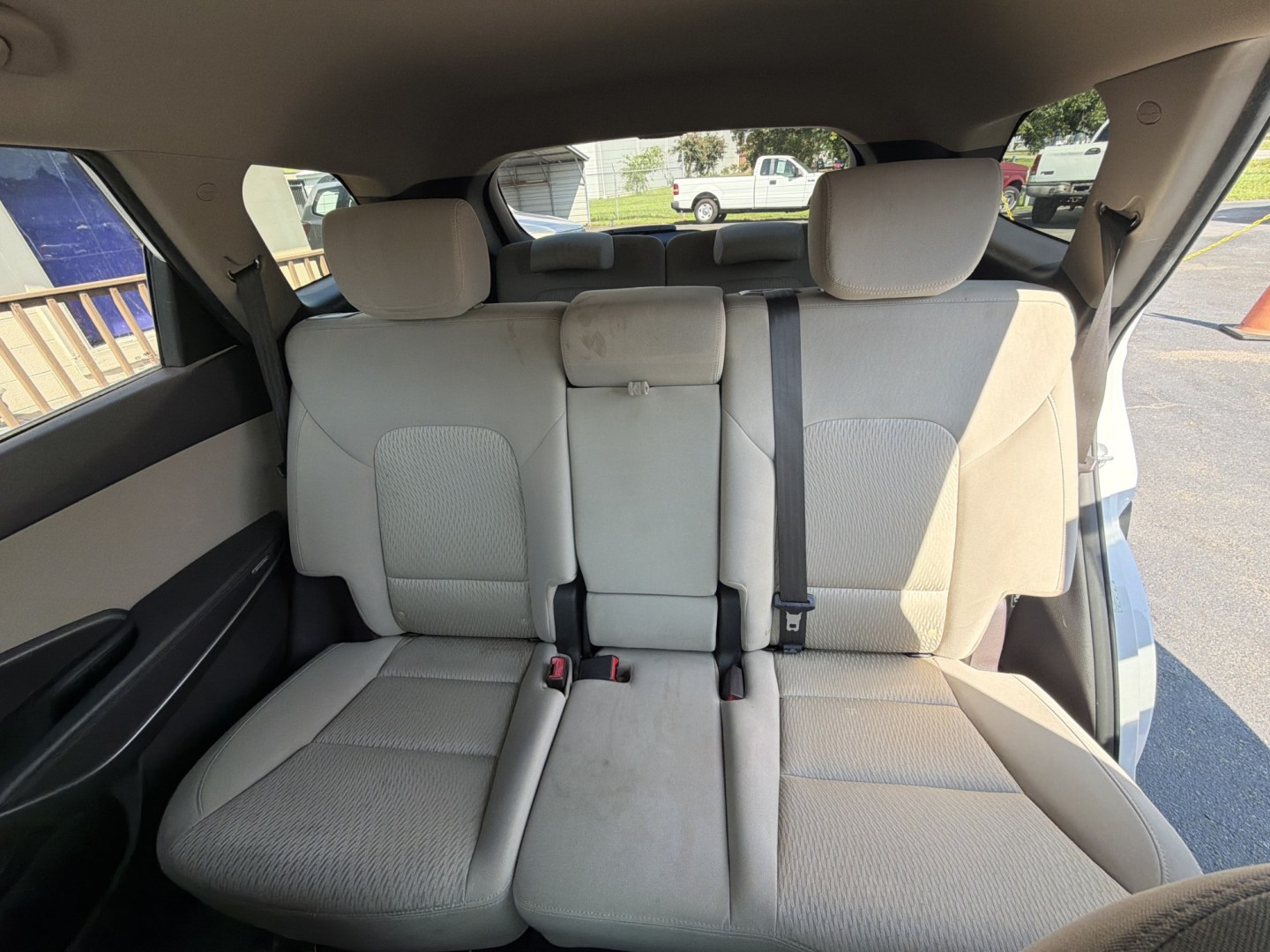 2014 WHITE Hyundai Santa Fe GLS AWD (KM8SMDHF8EU) with an 3.3L V6 DOHC 24V engine, 6A transmission, located at 5700 Curlew Drive, Norfolk, VA, 23502, (757) 455-6330, 36.841885, -76.209412- Photo#6