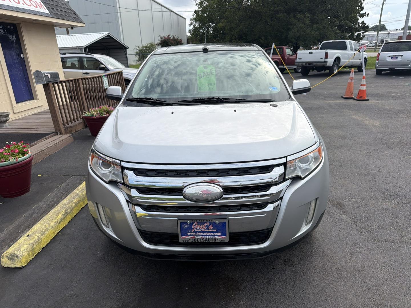 2013 Silver Ford Edge Limited AWD (2FMDK4KC5DB) with an 3.5L V6 DOHC 24V engine, 6A transmission, located at 5700 Curlew Drive, Norfolk, VA, 23502, (757) 455-6330, 36.841885, -76.209412- Photo#4