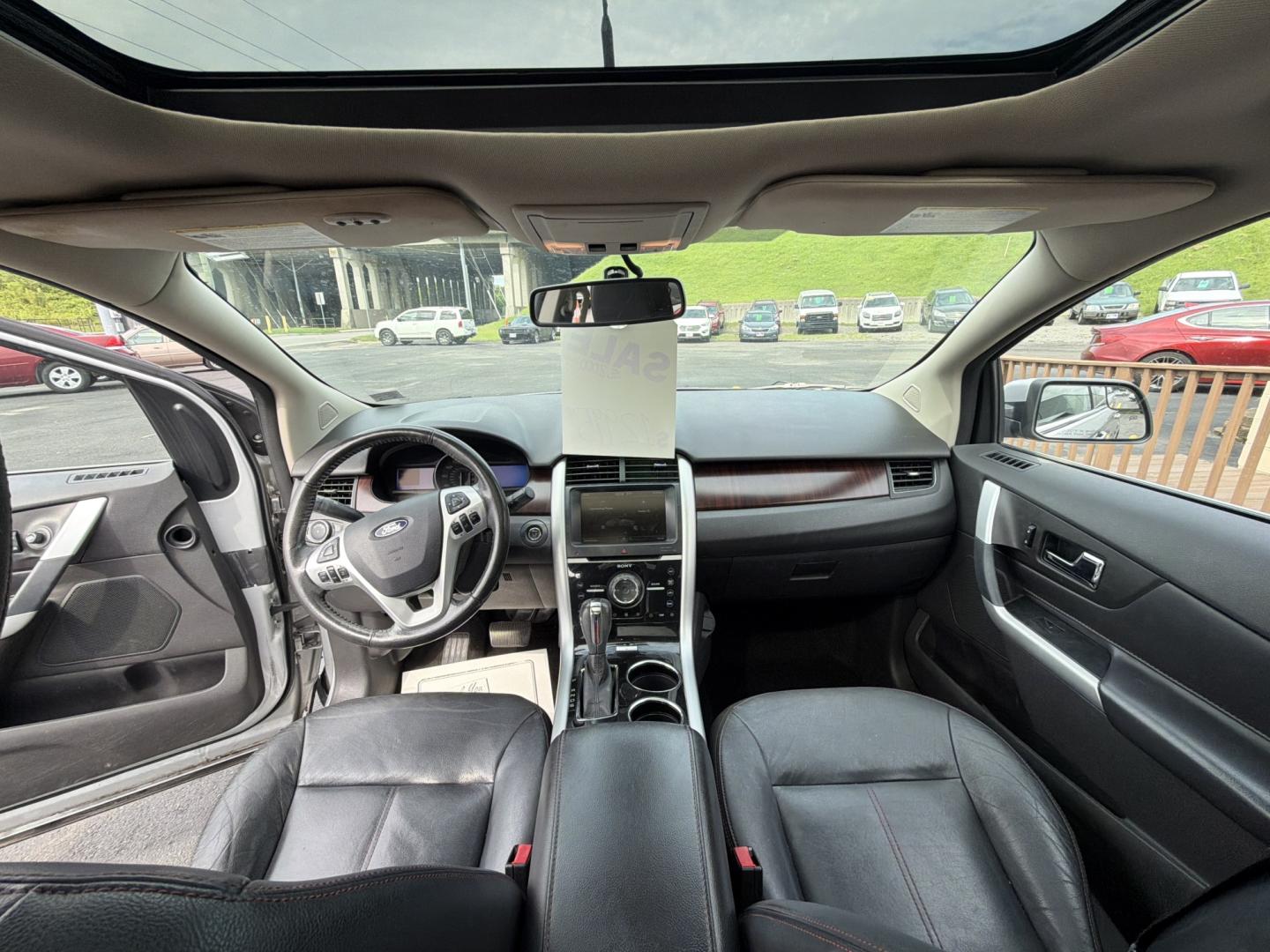 2013 Silver Ford Edge Limited AWD (2FMDK4KC5DB) with an 3.5L V6 DOHC 24V engine, 6A transmission, located at 5700 Curlew Drive, Norfolk, VA, 23502, (757) 455-6330, 36.841885, -76.209412- Photo#6