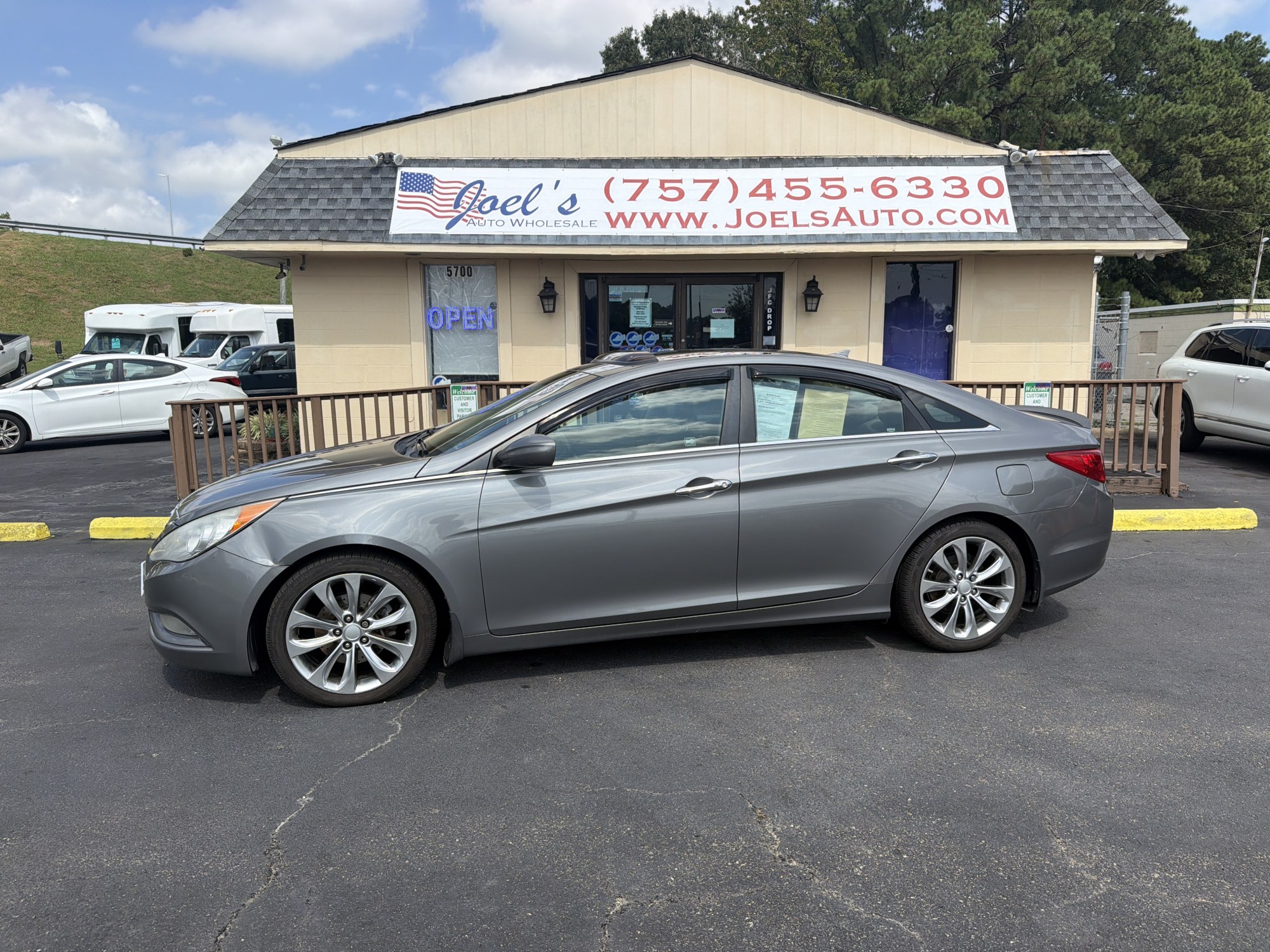photo of 2013 Hyundai Sonata SE Auto