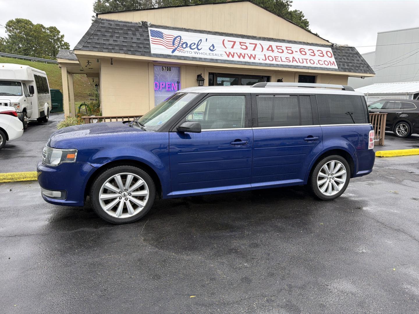 2014 Blue Ford Flex SEL FWD (2FMGK5C83EB) with an 3.5L V6 DOHC 24V engine, 6-Speed Automatic Overdrive transmission, located at 5700 Curlew Drive, Norfolk, VA, 23502, (757) 455-6330, 36.841885, -76.209412- Photo#0