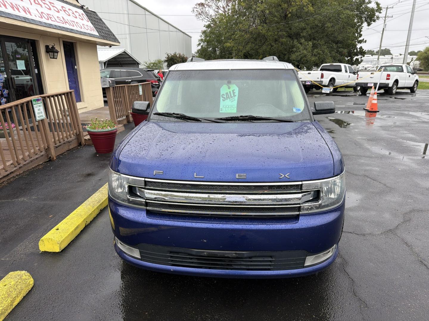 2014 Blue Ford Flex SEL FWD (2FMGK5C83EB) with an 3.5L V6 DOHC 24V engine, 6-Speed Automatic Overdrive transmission, located at 5700 Curlew Drive, Norfolk, VA, 23502, (757) 455-6330, 36.841885, -76.209412- Photo#4