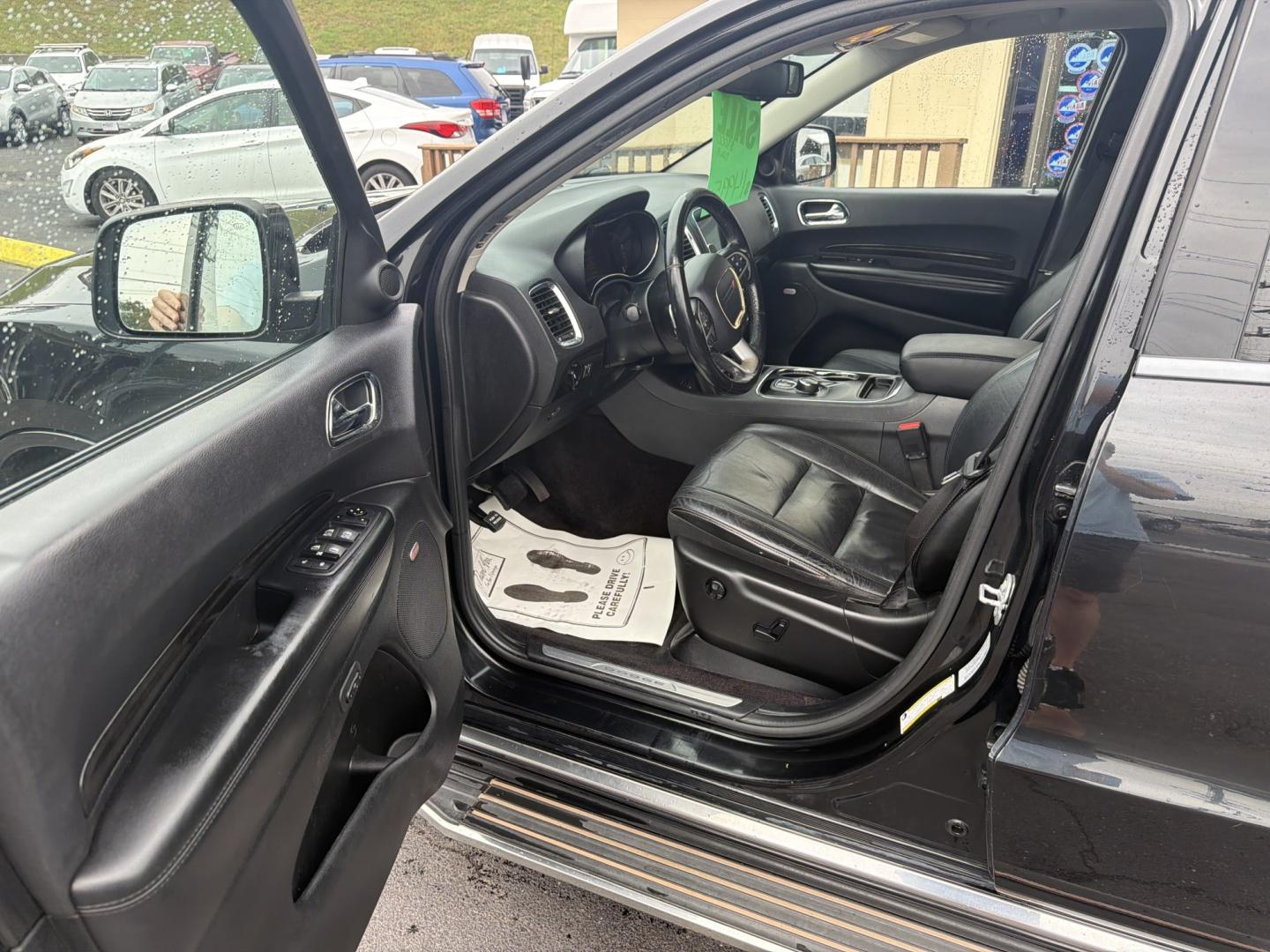 2016 Dodge Durango Limited AWD (1C4RDJDG0GC) with an 3.6L V6 DOHC 24V engine, 8A transmission, located at 5700 Curlew Drive, Norfolk, VA, 23502, (757) 455-6330, 36.841885, -76.209412- Photo#5