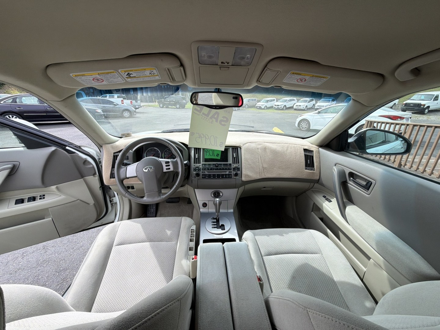 2004 WHITE Infiniti FX FX35 2WD (JNRAS08UX4X) with an 3.5L V6 DOHC 32V engine, 5A OD transmission, located at 5700 Curlew Drive, Norfolk, VA, 23502, (757) 455-6330, 36.841885, -76.209412- Photo#6