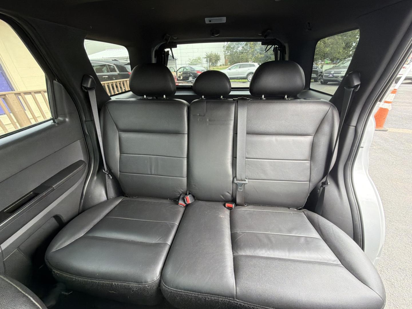 2008 Silver Ford Escape Limited 4WD (1FMCU94158K) with an 3.0L V6 DOHC 24V engine, 4A OD transmission, located at 5700 Curlew Drive, Norfolk, VA, 23502, (757) 455-6330, 36.841885, -76.209412 - Buy Here, Pay Here auto loans Quality Used Cars Norfolk VA No Credit Check auto financing- Photo#7