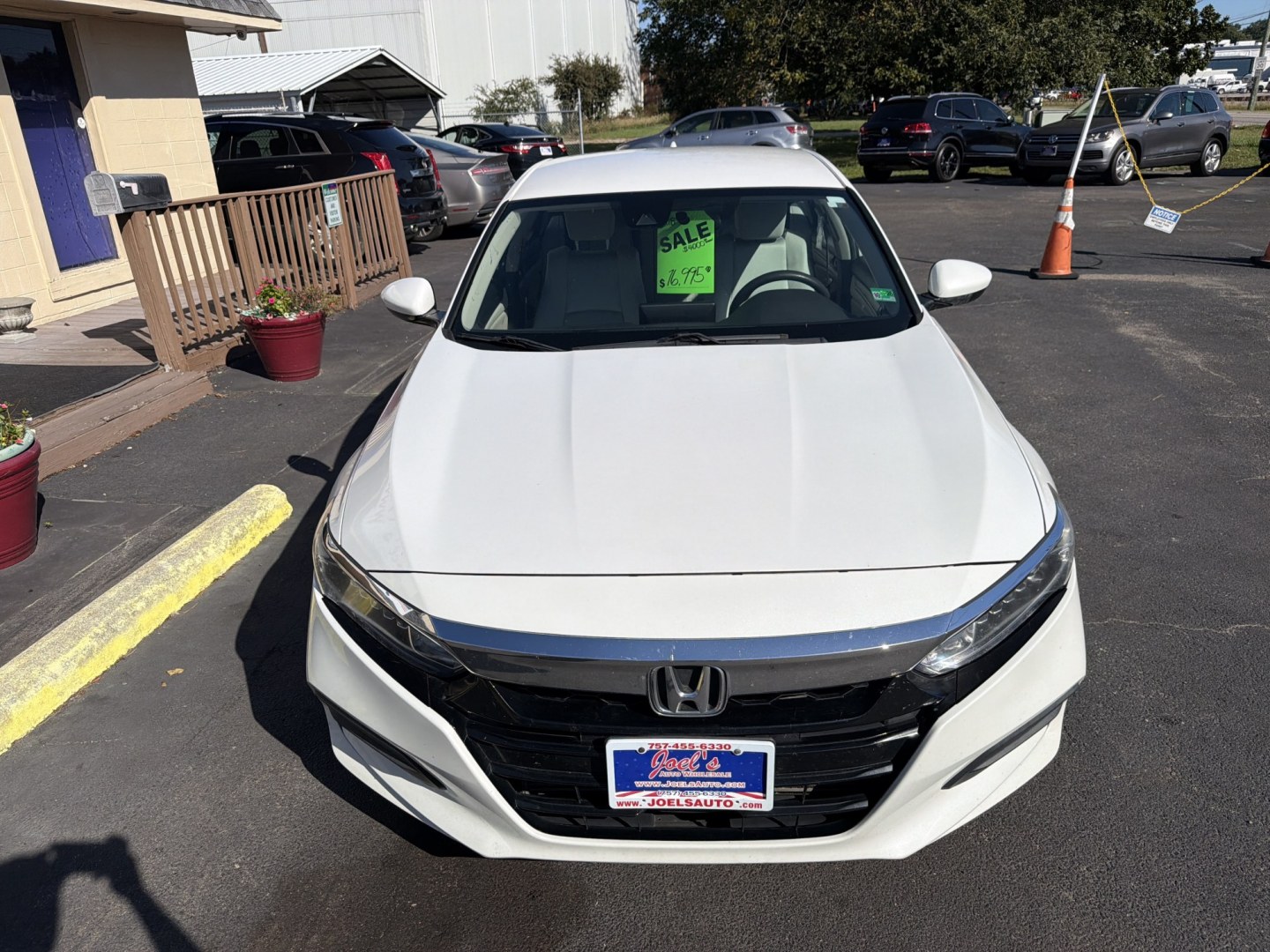 2018 WHITE Honda Accord LX CVT (1HGCV1F16JA) with an 1.5L L4 DOHC 16V engine, CVT transmission, located at 5700 Curlew Dr., Norfolk, VA, 23502, (703) 554-4373, 36.841885, -76.209412- Photo#4