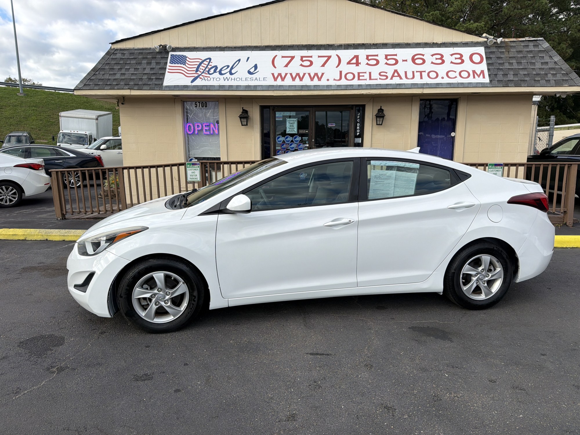 2015 Hyundai Elantra GLS(Middle)