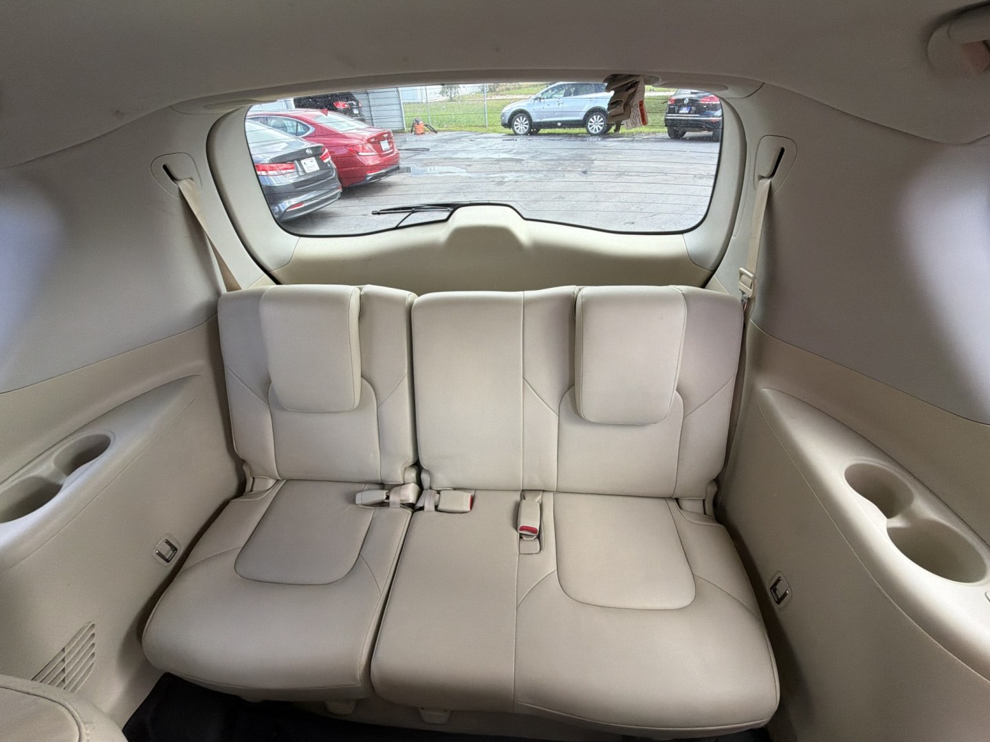 2012 WHITE Infiniti QX56 4WD (JN8AZ2NEXC9) with an 5.6L V8 DOHC 32V engine, 5-Speed Automatic transmission, located at 5700 Curlew Drive, Norfolk, VA, 23502, (757) 455-6330, 36.841885, -76.209412- Photo#9